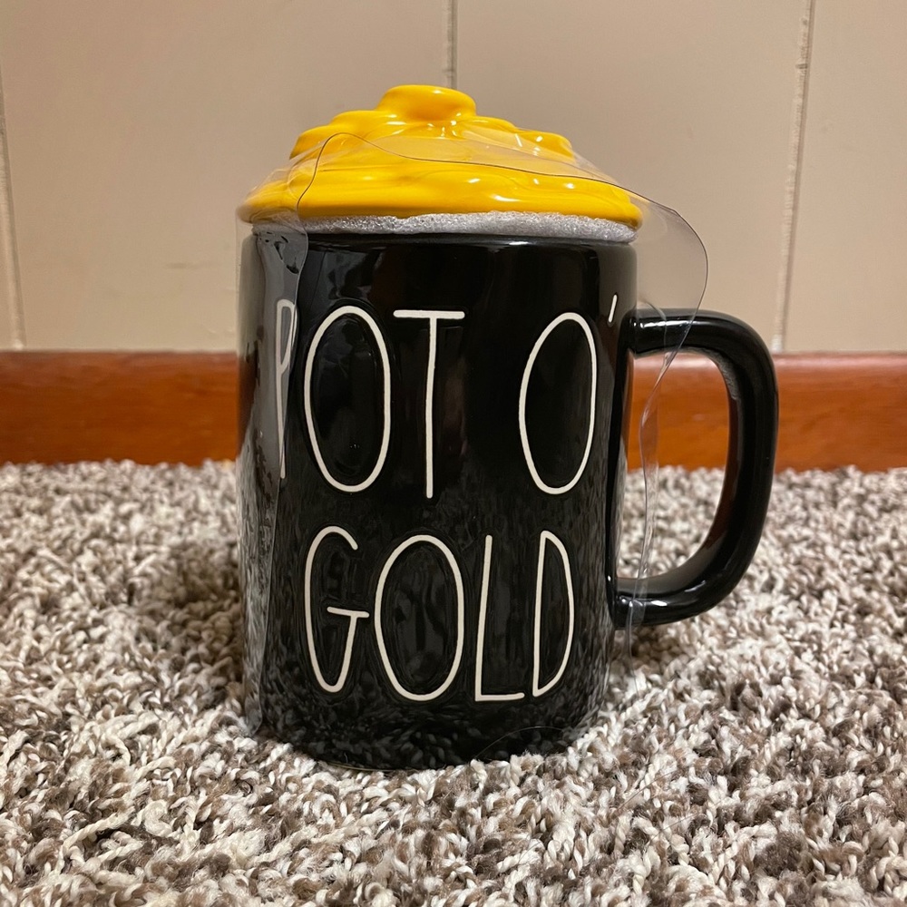 Rae Dunn Pot O’ Gold mug with topper